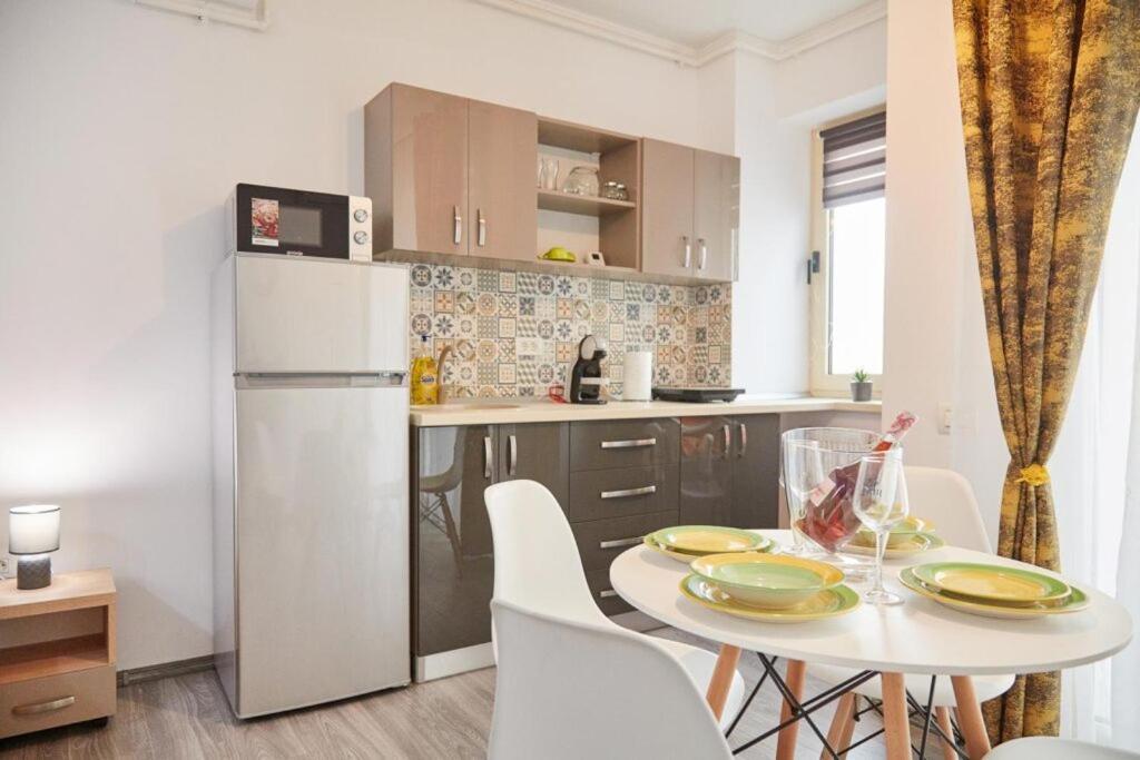 Lemon Bite Studio Stefan Building Năvodari المظهر الخارجي الصورة