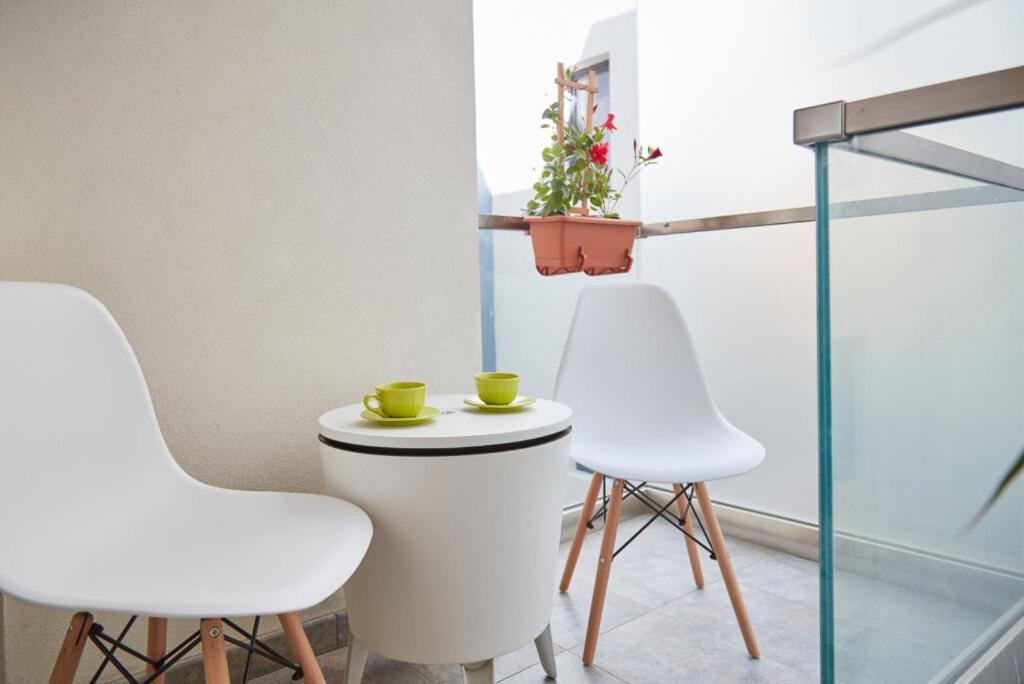 Lemon Bite Studio Stefan Building Năvodari المظهر الخارجي الصورة