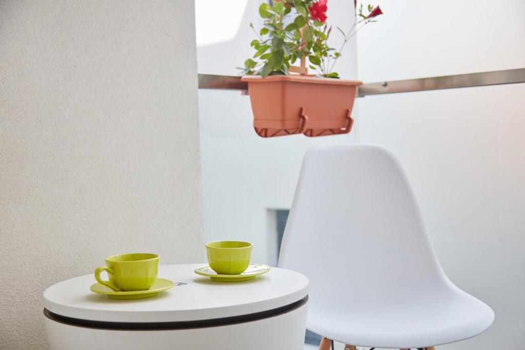 Lemon Bite Studio Stefan Building Năvodari المظهر الخارجي الصورة
